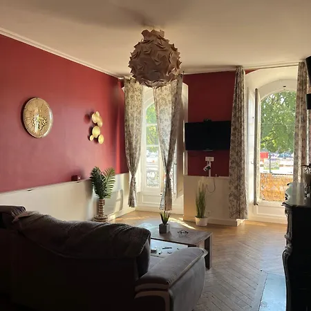 Le Bristone Apartment